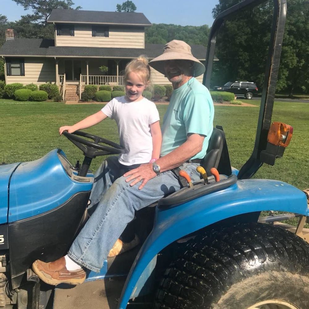 Meet your Posher, Stacy